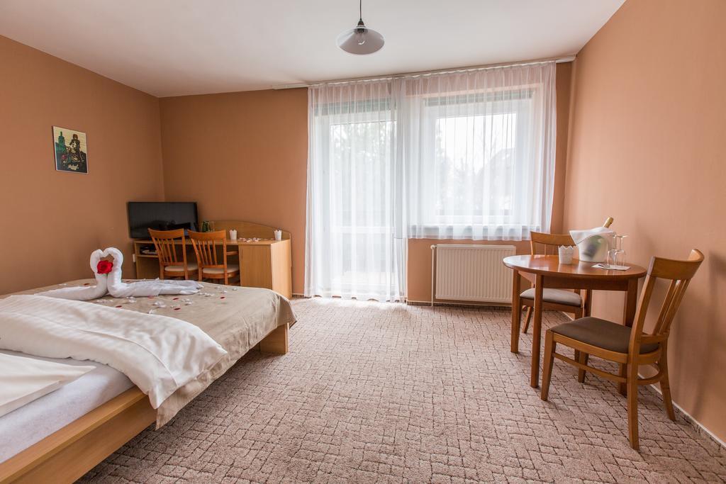 Penzion Karolina Lanškroun Exterior foto