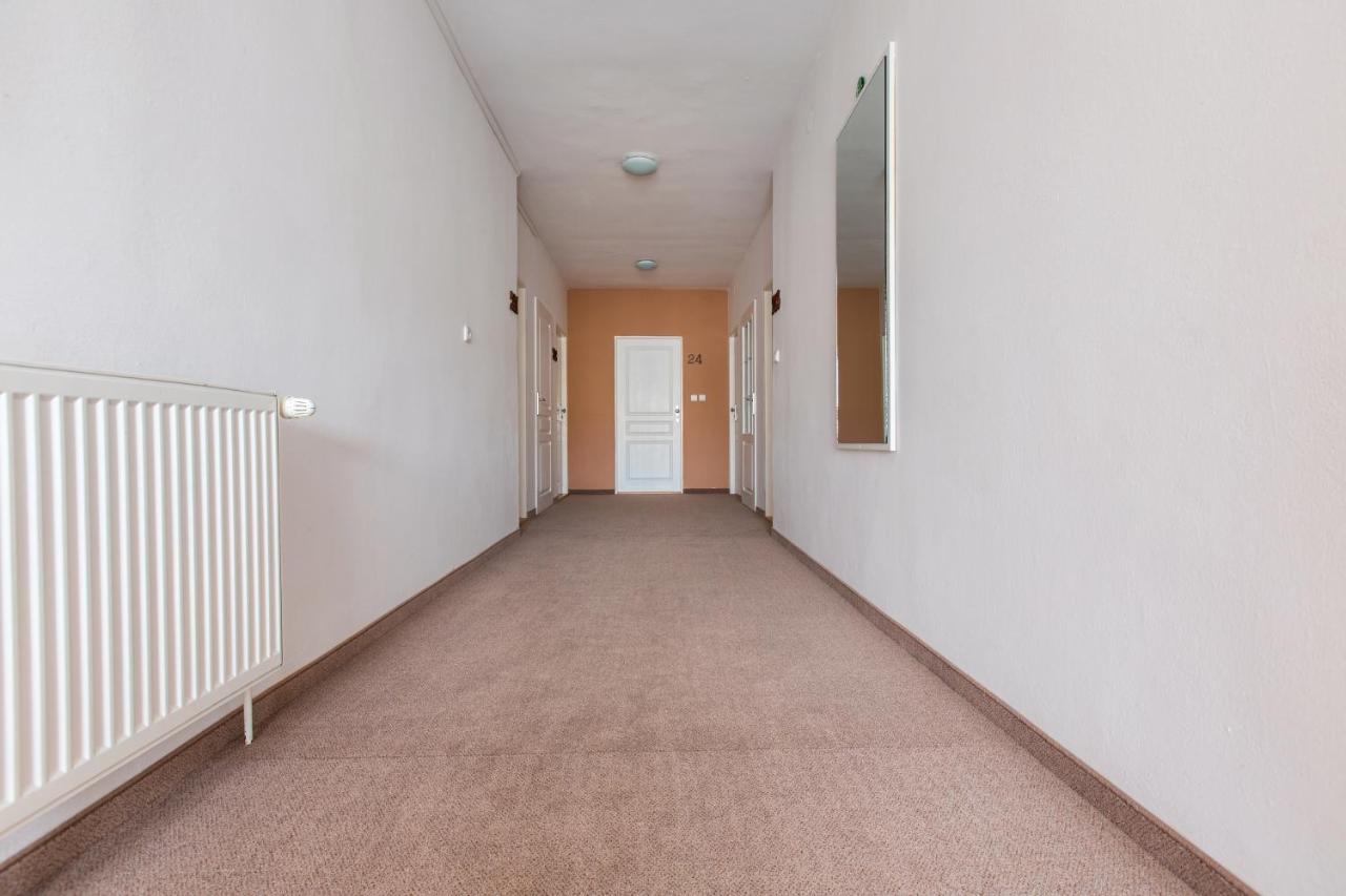 Penzion Karolina Lanškroun Exterior foto